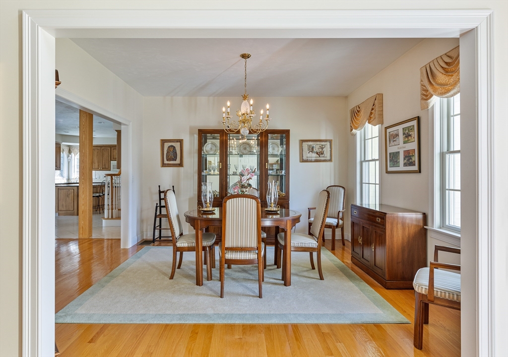15 Rhonda Rheault Dr