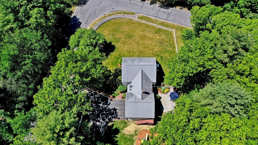 76 Carroll Dr