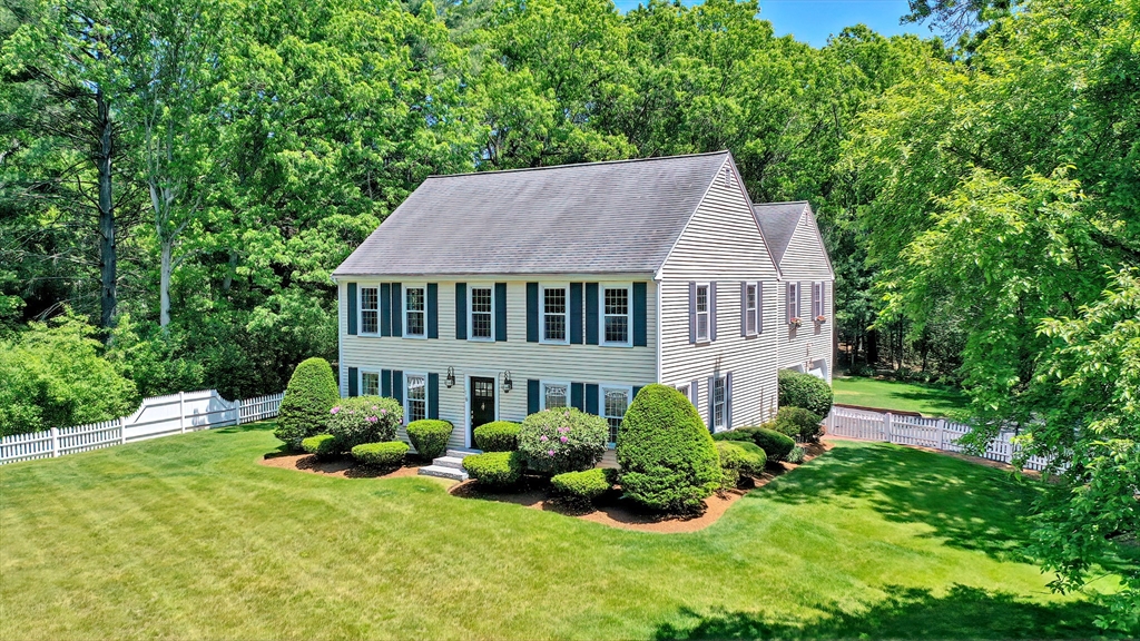 76 Carroll Dr