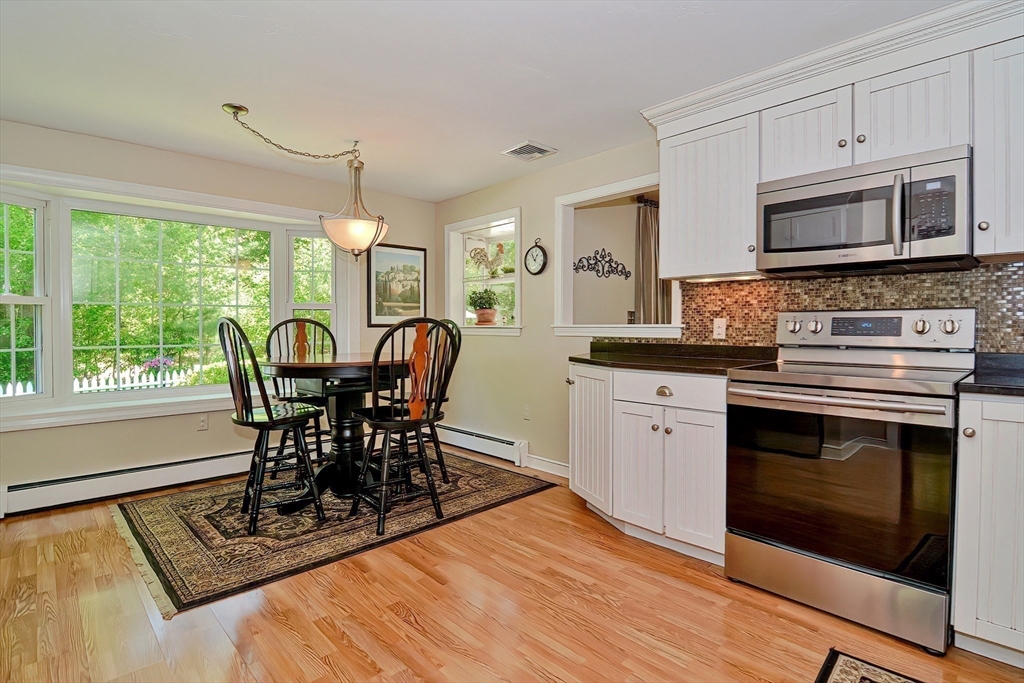 76 Carroll Dr