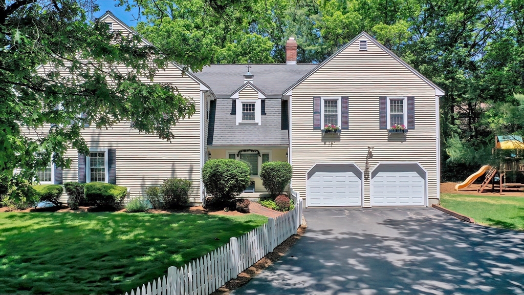 76 Carroll Dr