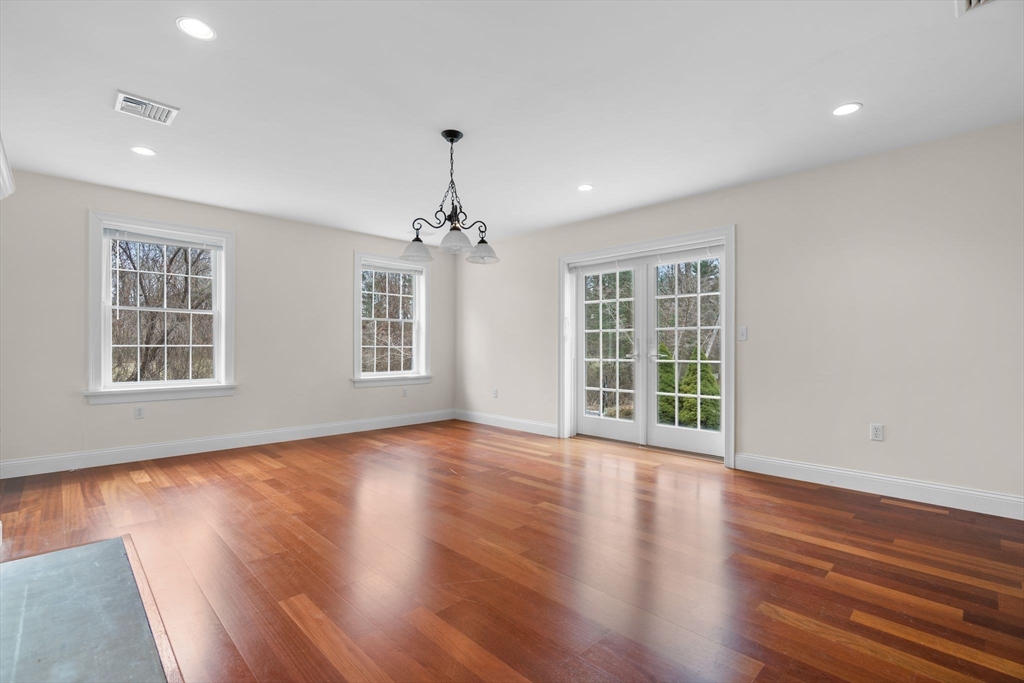 16 Brownfield Drive