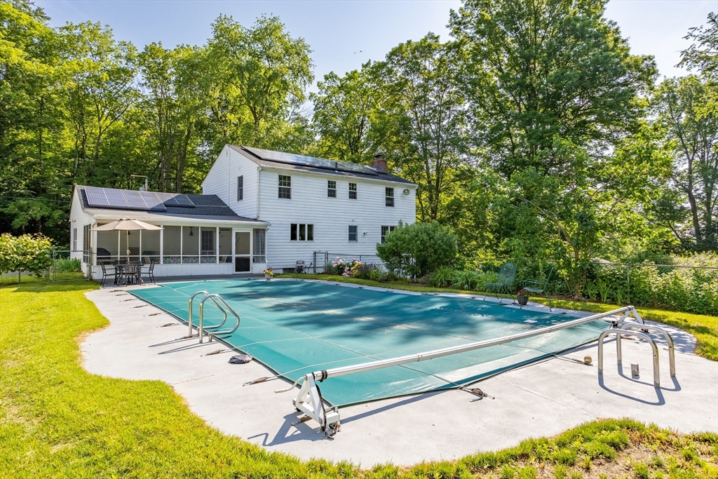 112 Old County Road