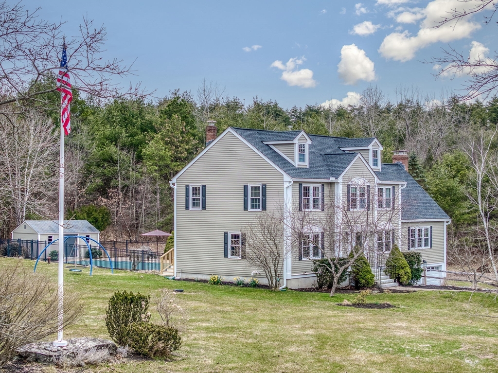 71 Houghton's Mill Rd