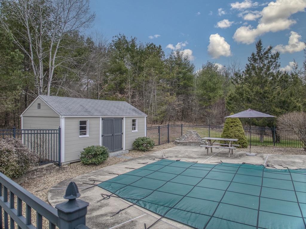 71 Houghton's Mill Rd