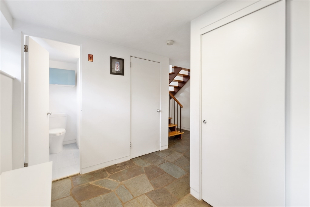 7 Rolfe Road