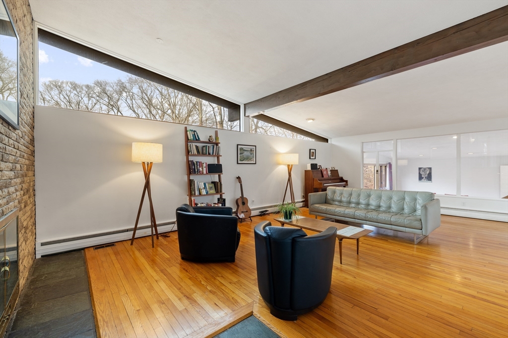 7 Rolfe Road