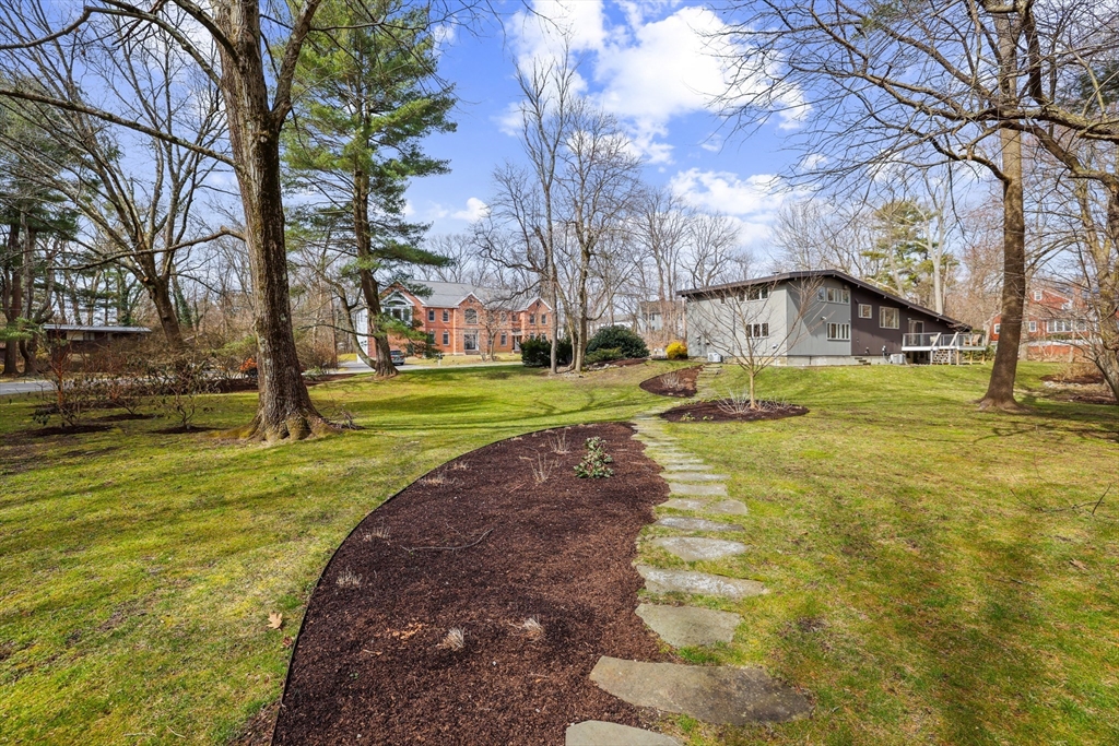 7 Rolfe Road