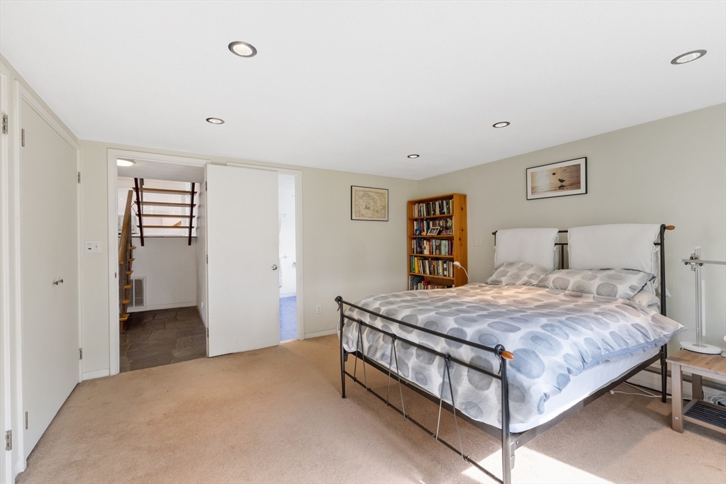 7 Rolfe Road