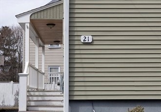 21 Nichols St