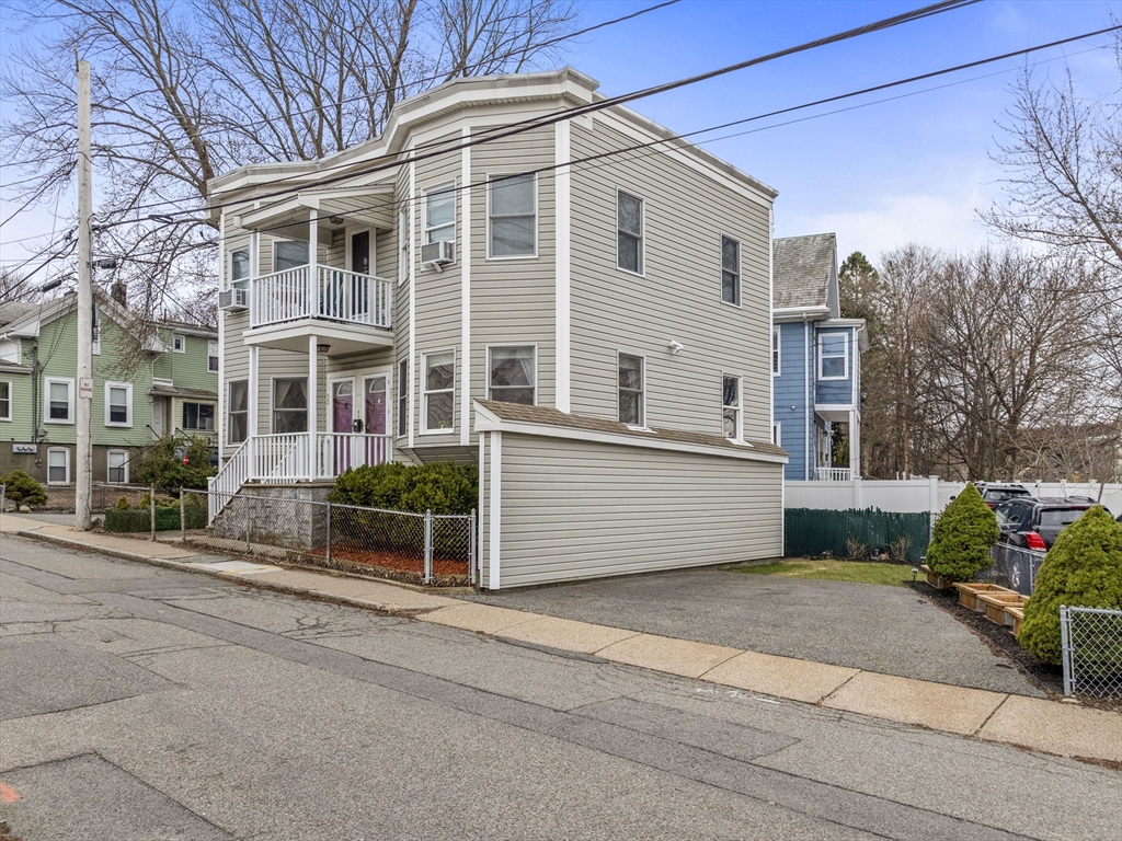 31 Cottage Street # 31
