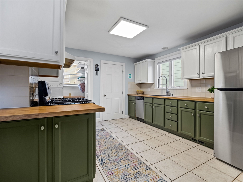 31 Cottage Street # 31