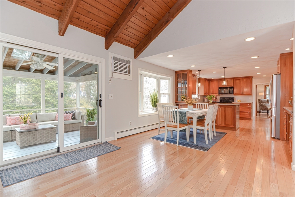 19 Grist Mill Rd