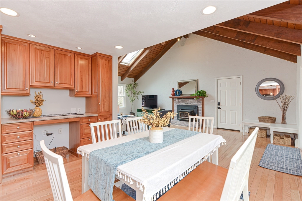 19 Grist Mill Rd