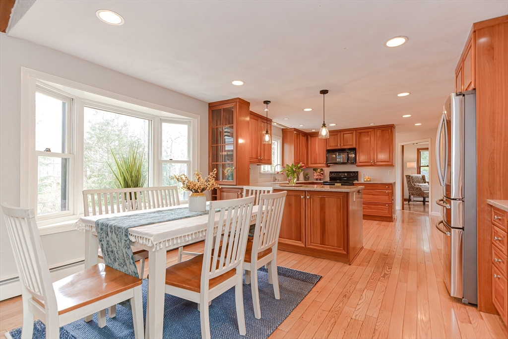 19 Grist Mill Rd