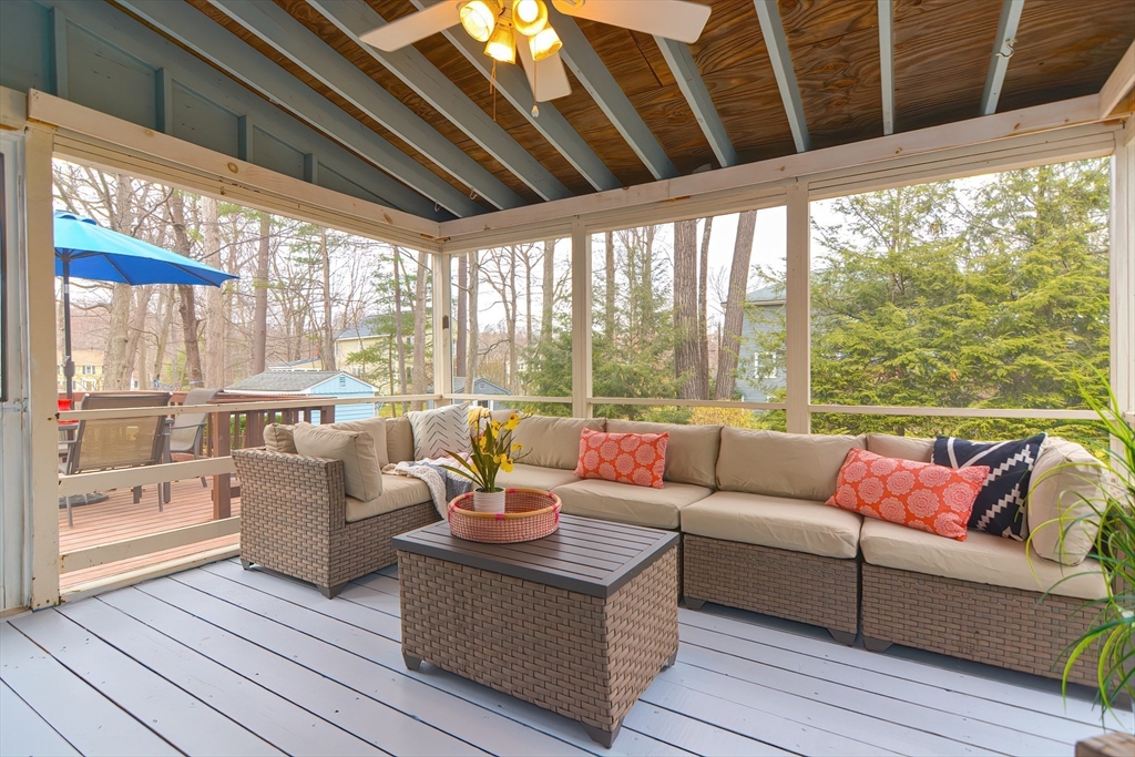 19 Grist Mill Rd