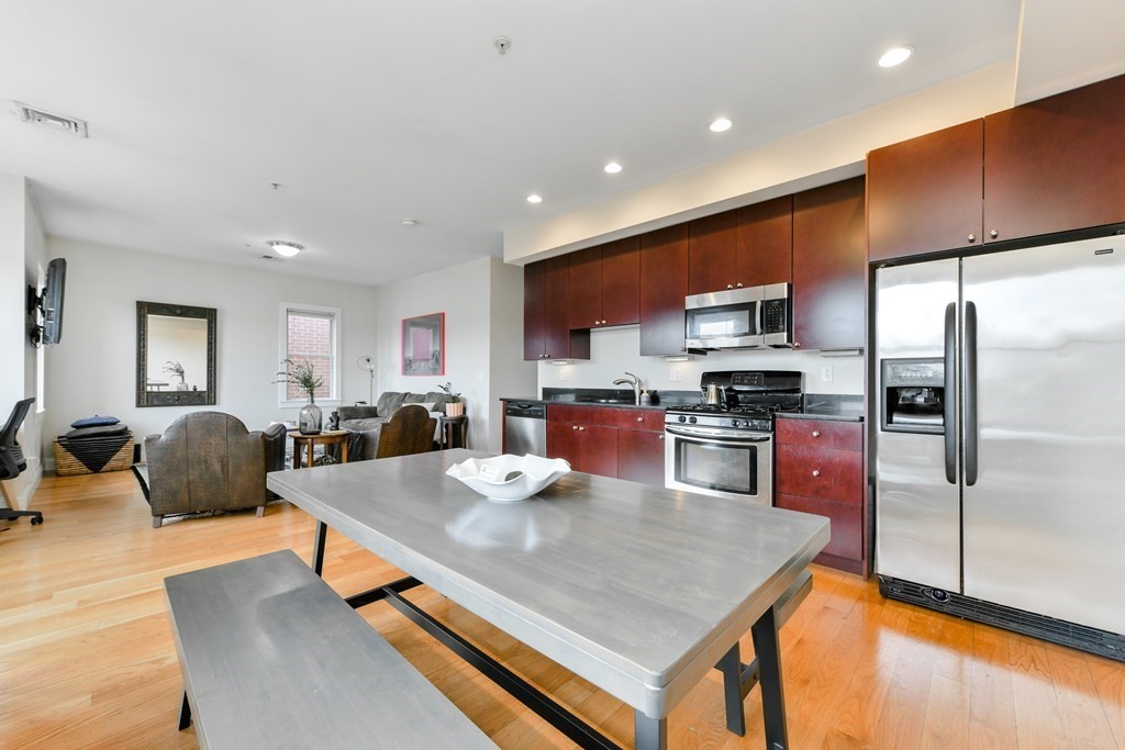 329 W Broadway # 1