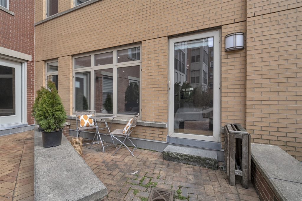 35 Fay St # 209