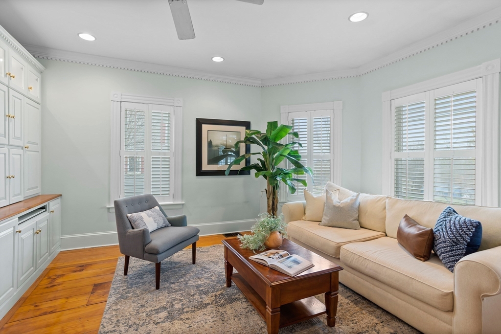 67 Pleasant Street