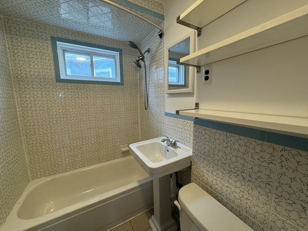 41 Vernon Street # 2