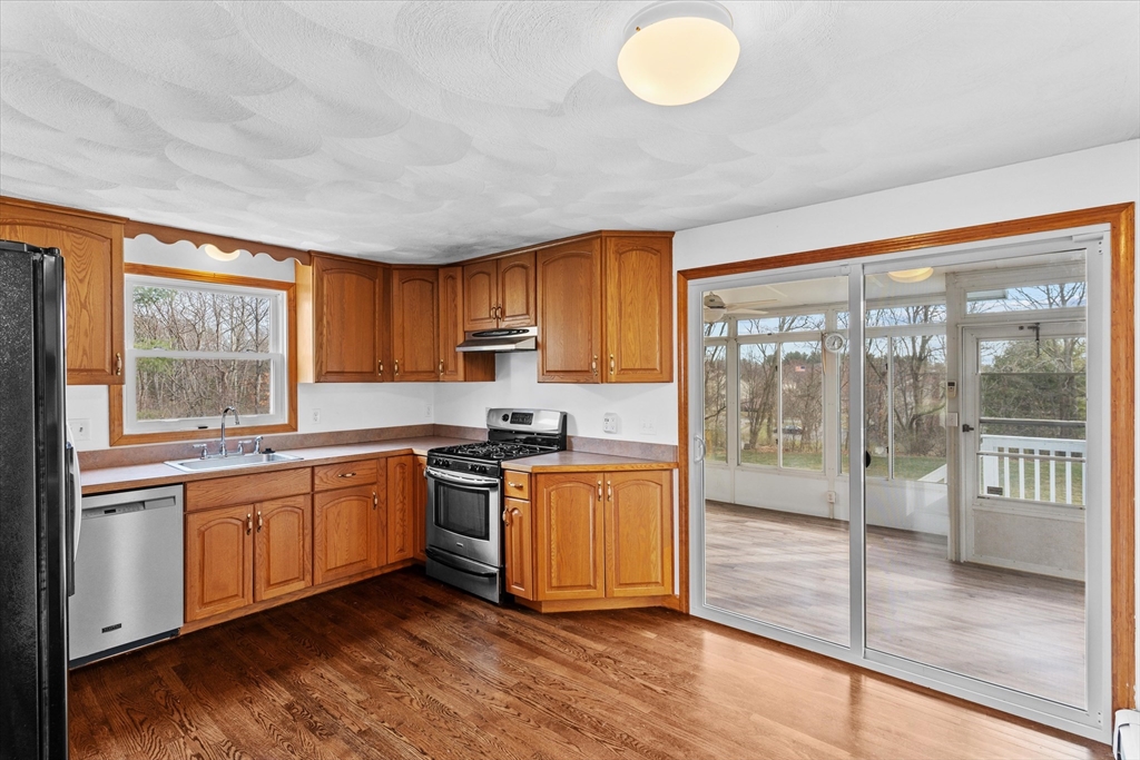 55 Leisa G Drive