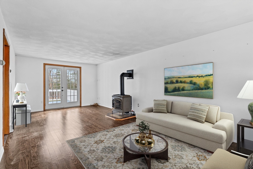 55 Leisa G Drive
