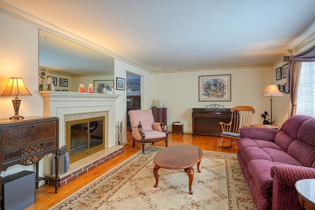 76 Sewall St