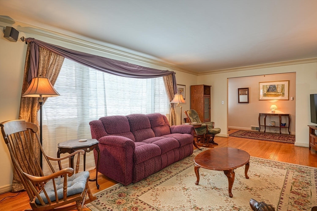 76 Sewall St