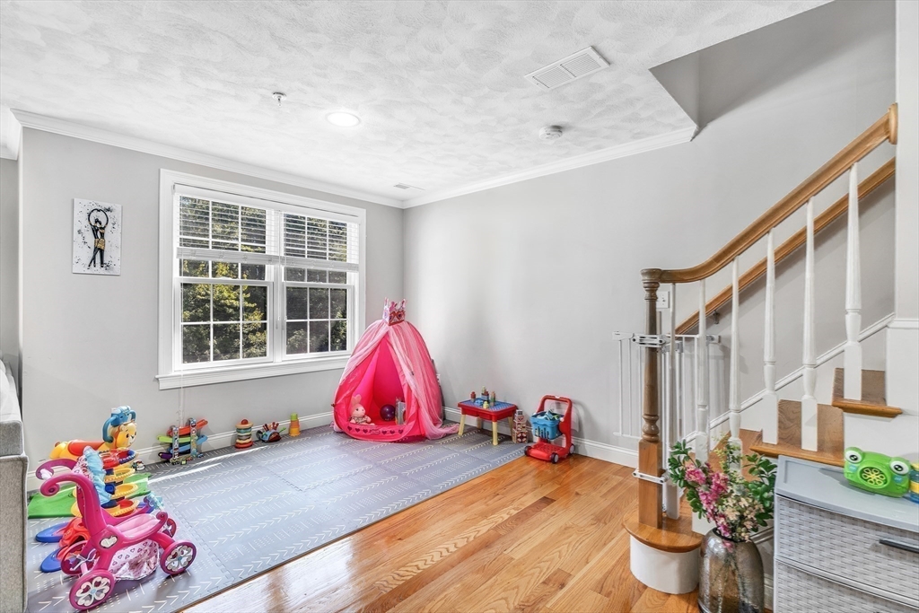 1 Olson St # 17