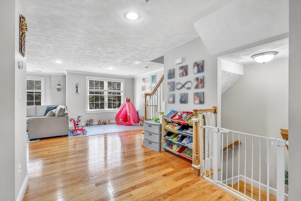 1 Olson St # 17