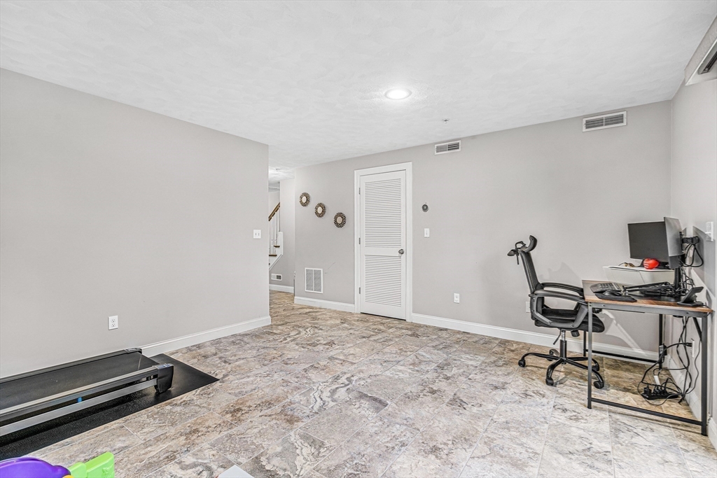 1 Olson St # 17