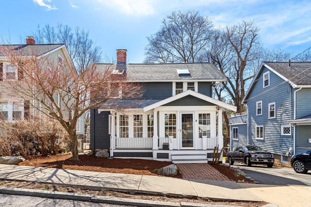 25 Peter Tufts Rd