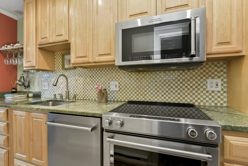 9 Fayette Street # 3