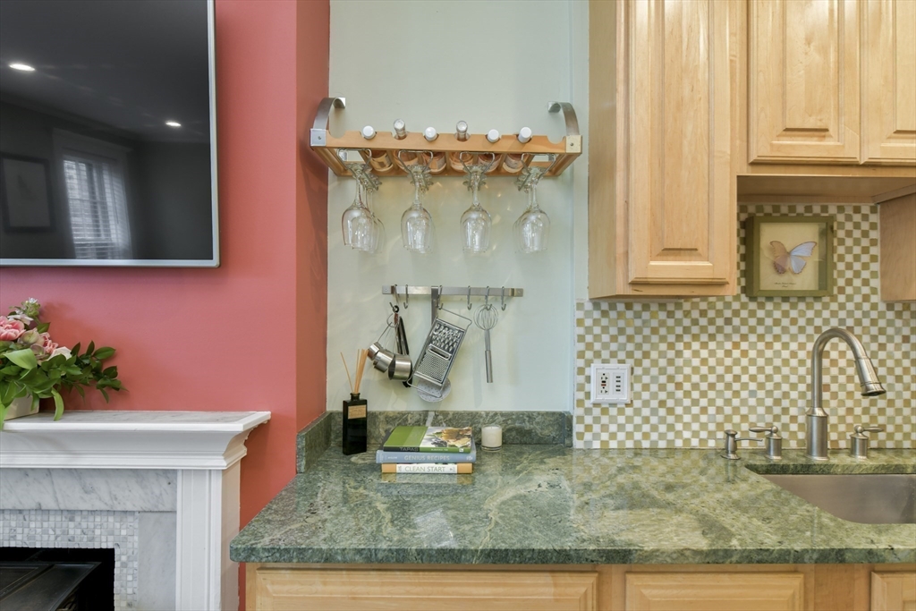 9 Fayette Street # 3
