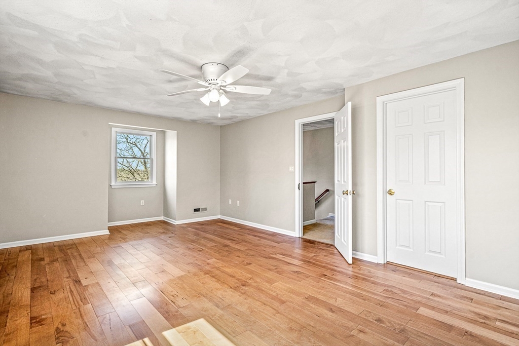 8 Waite Ave