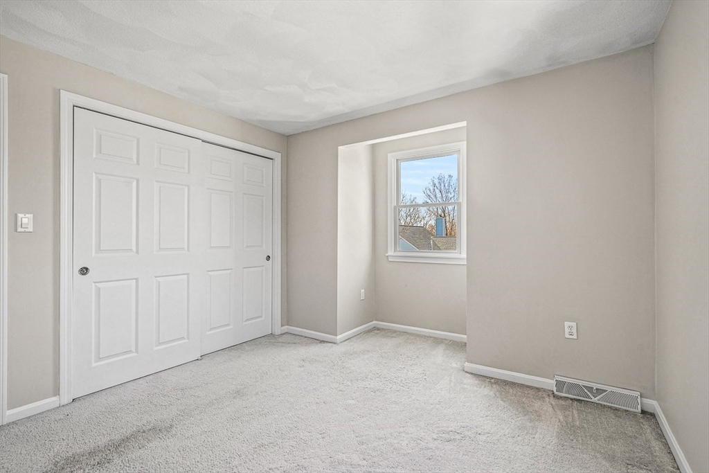 8 Waite Ave