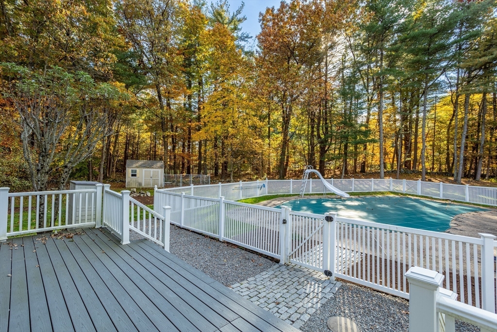 98 Nourse Road