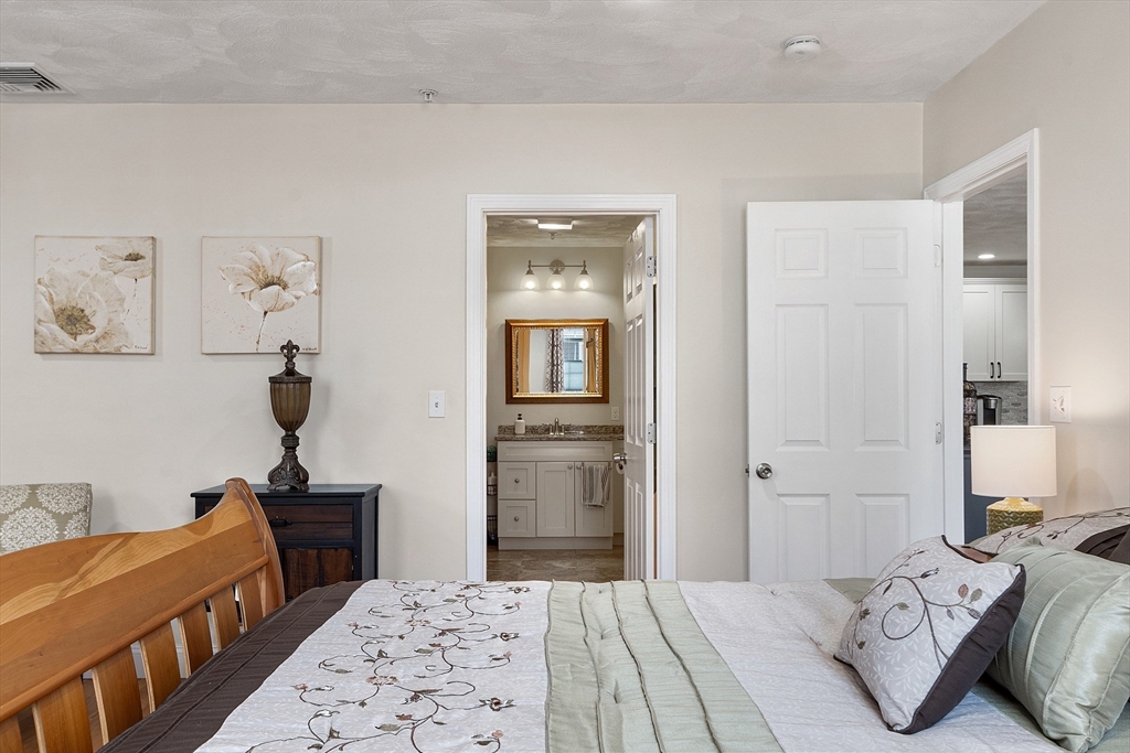 36 Middlesex Avenue # 1