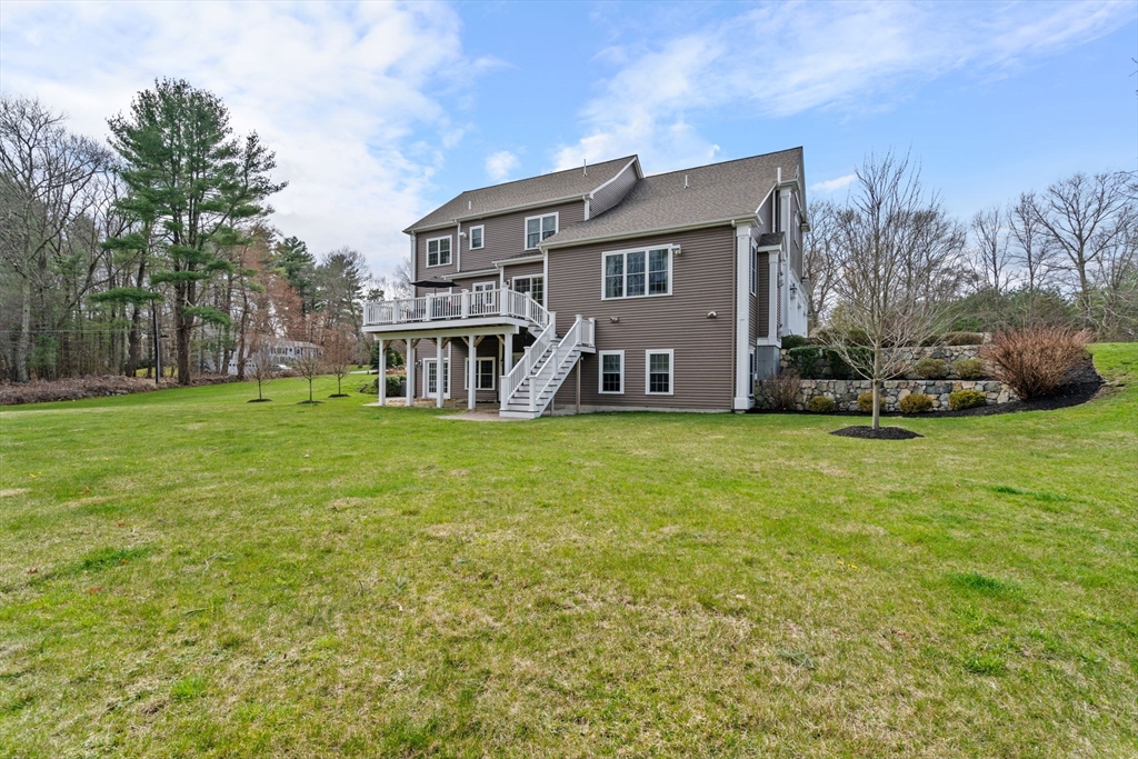 17 Applegate Rd