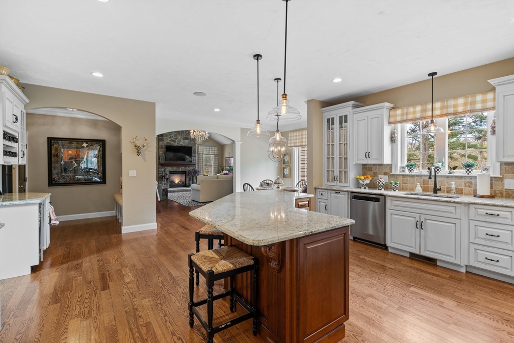 17 Applegate Rd