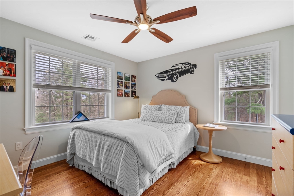 17 Applegate Rd