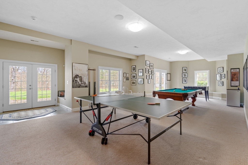17 Applegate Rd