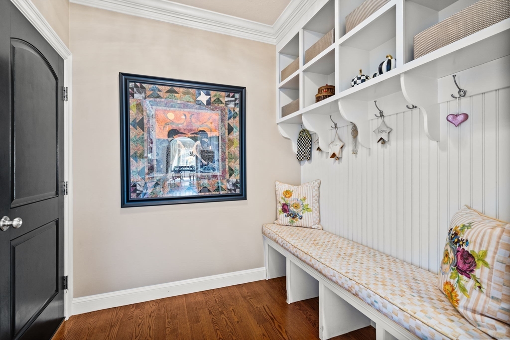 17 Applegate Rd