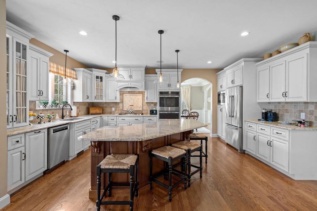 17 Applegate Rd
