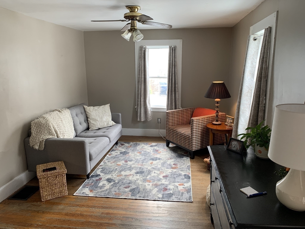 38 Willowdale Road