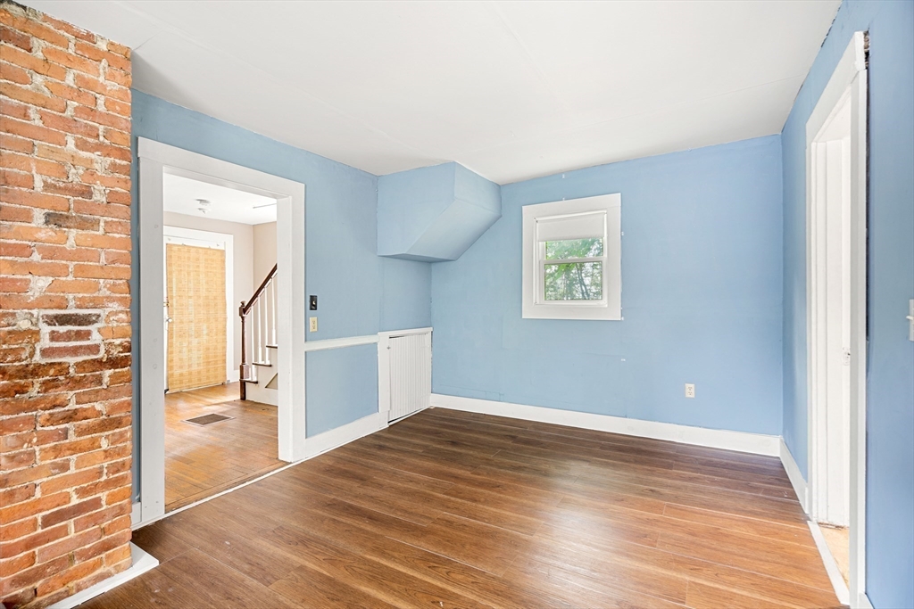 38 Willowdale Road