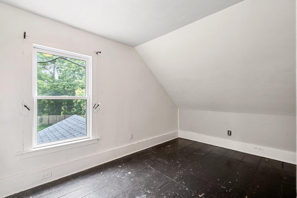 38 Willowdale Road