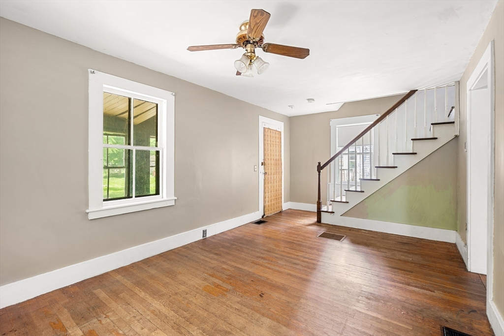 38 Willowdale Road