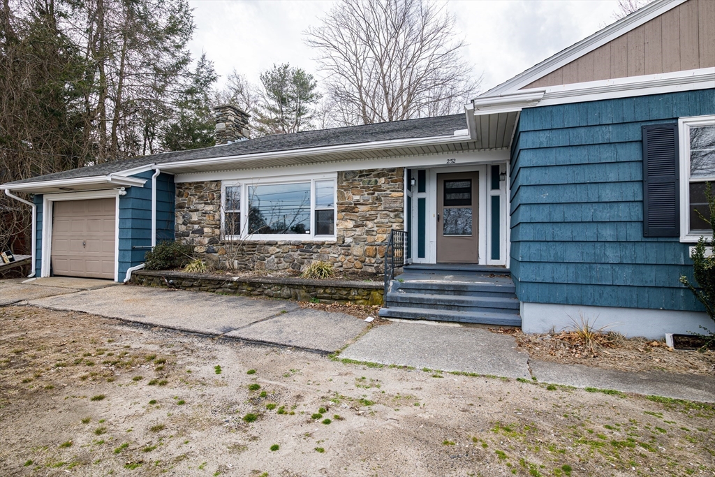 252 Thompson Road