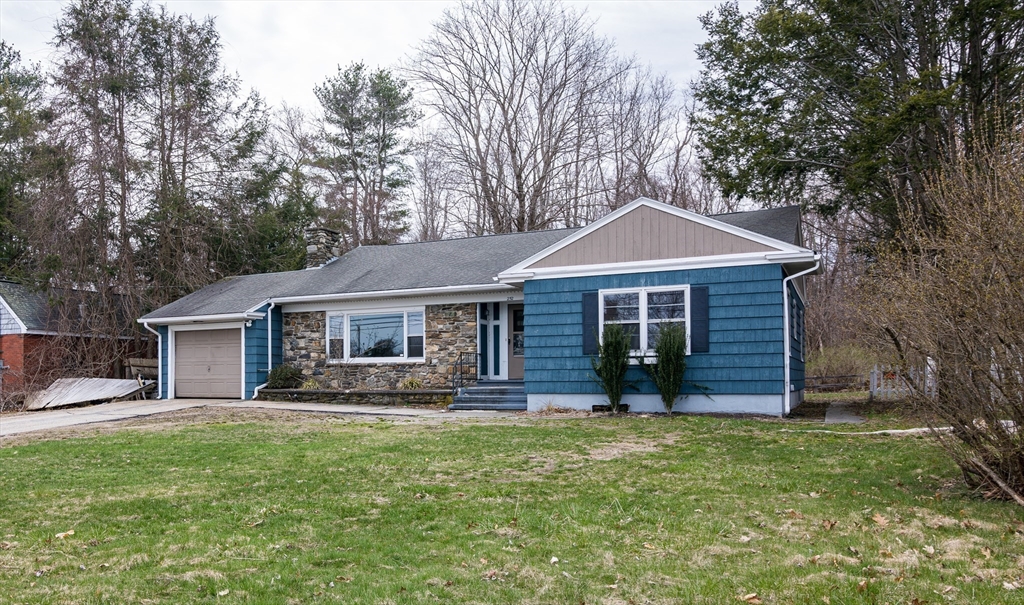 252 Thompson Road